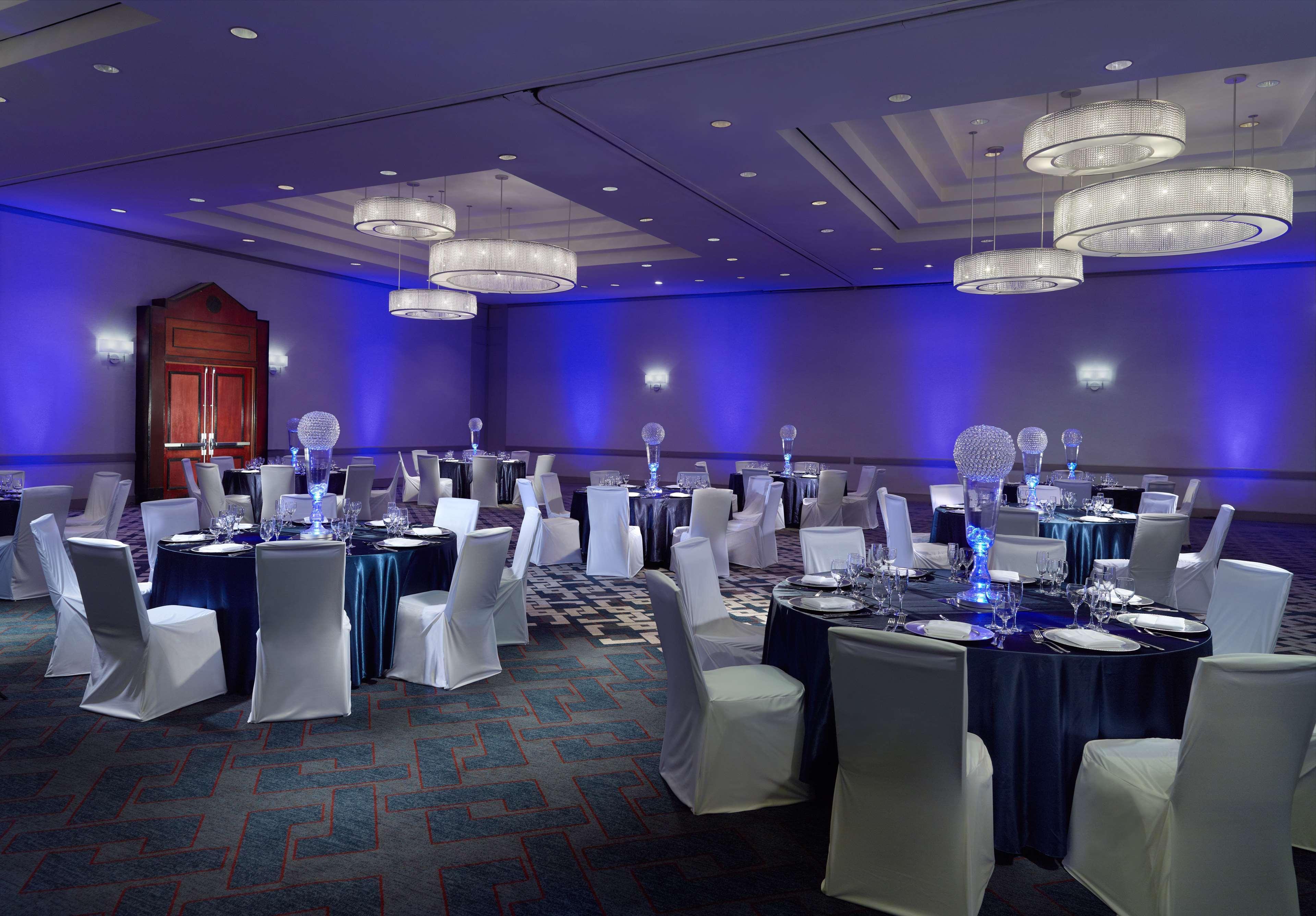 Готель Hilton Atlanta Northeast Норкрос Екстер'єр фото