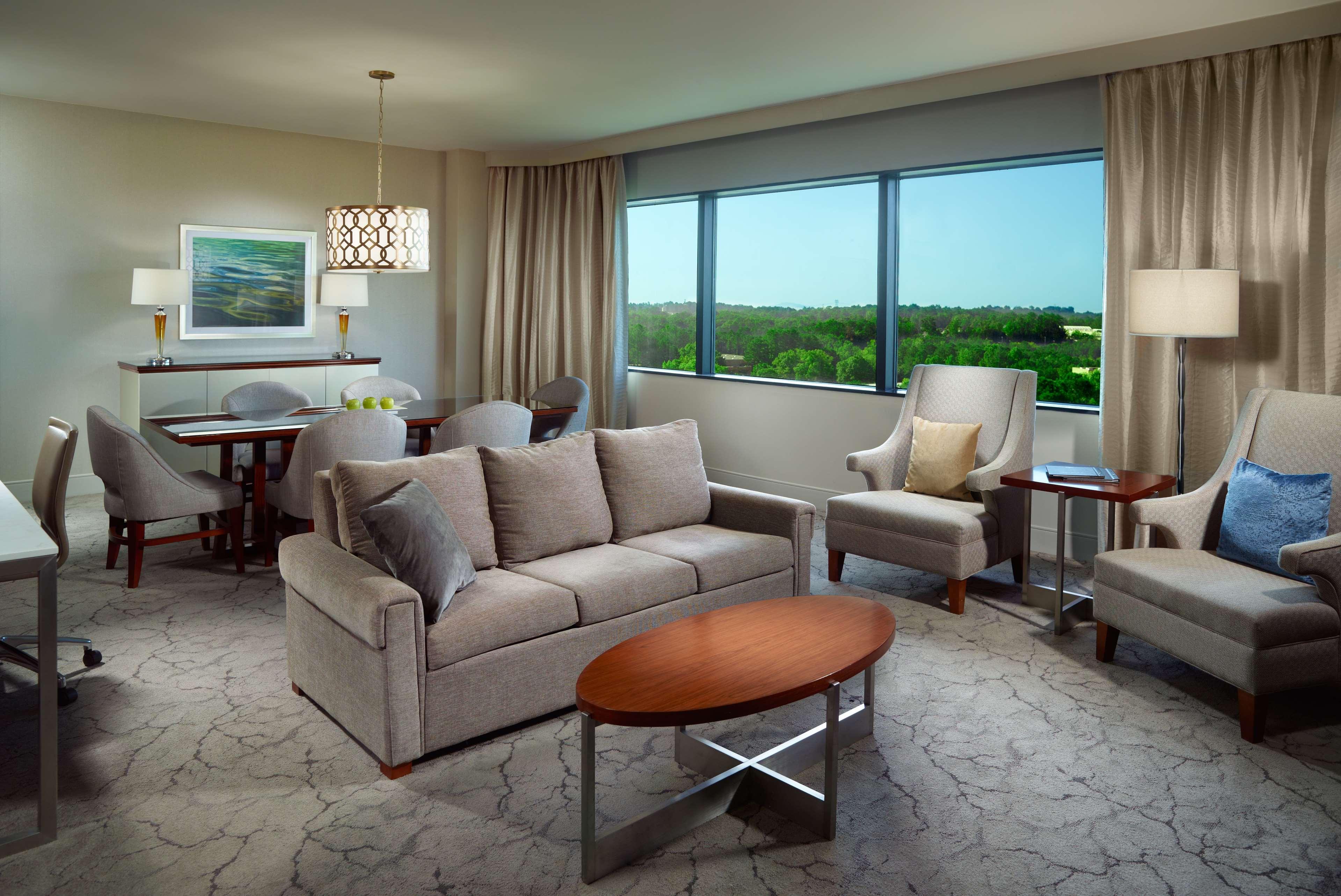 Готель Hilton Atlanta Northeast Норкрос Екстер'єр фото