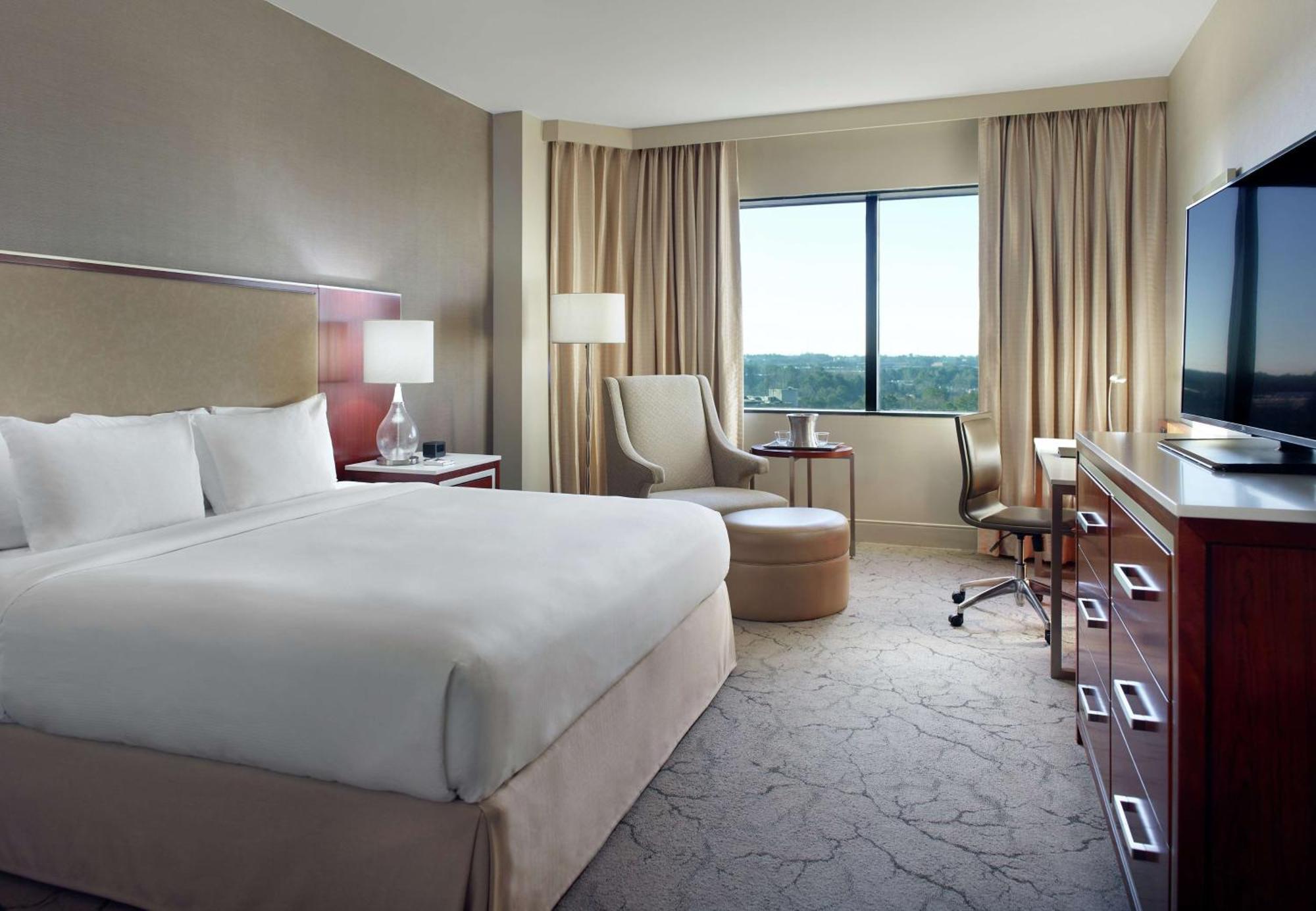 Готель Hilton Atlanta Northeast Норкрос Екстер'єр фото