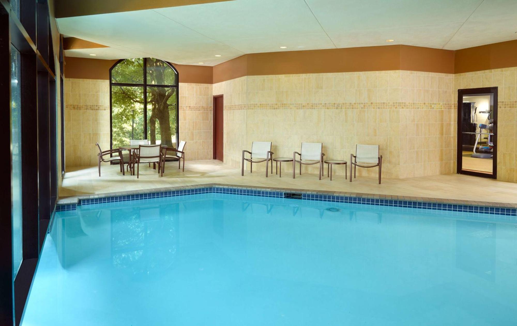 Готель Hilton Atlanta Northeast Норкрос Екстер'єр фото