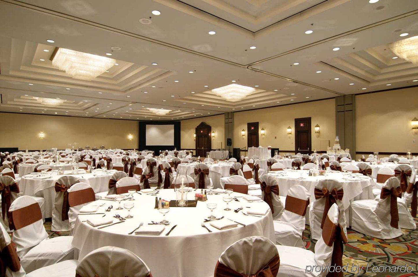 Готель Hilton Atlanta Northeast Норкрос Ресторан фото